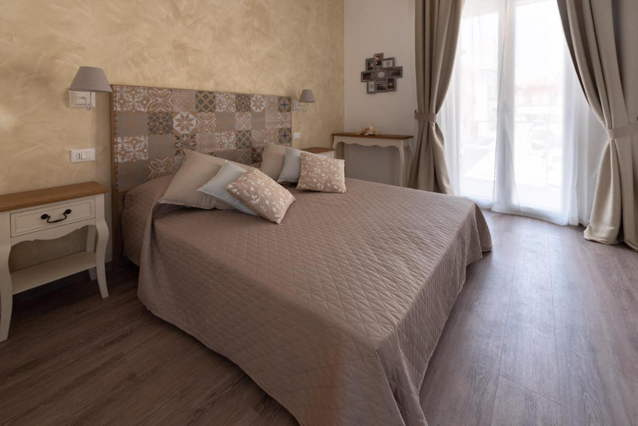Bed and Breakfast Dimora Dei Sogni Чивитанова-Марке Экстерьер фото